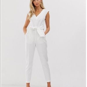 White Jumpsuit V-Neck, Sleeveless with Pockets